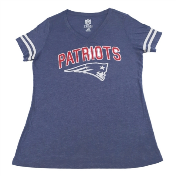 NFL Tops - NFL Apparel Patriots V-Neck T-Shirt Size Large